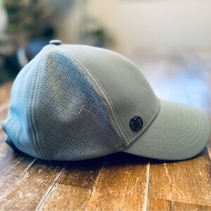 GAIAM Classic Light Teal-Grey Baseball Cap With Adjustable Velcro Back